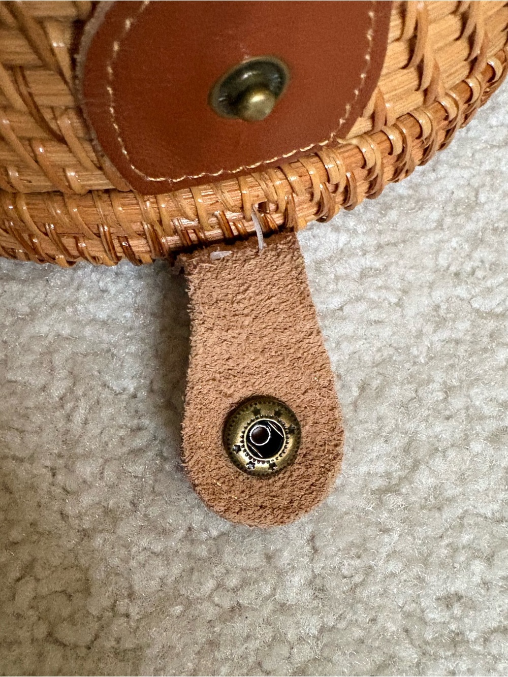 NWT Rattan Handcrafted Mother Of Pearl Shell Round Bucket bag Crossbody - Picture 7 of 16